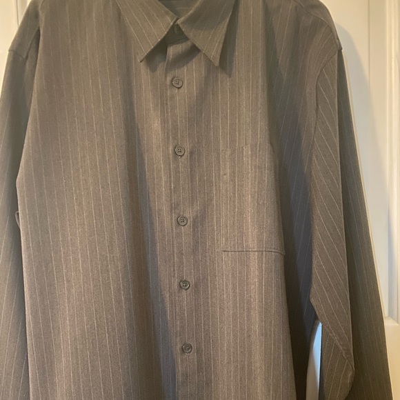 Kenneth Cole pinstripe dress shirt - XL - Picture 1 of 4